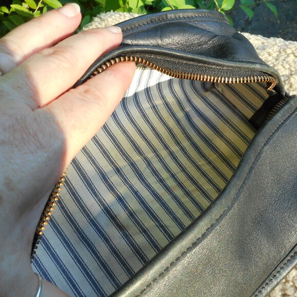 Vintage Coach Travel Kit / Toiletry bag EUC in Black, 5035 - Picture 6 of 8